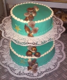 zweistckige Hochzeitstorte mit trkisem Fondant